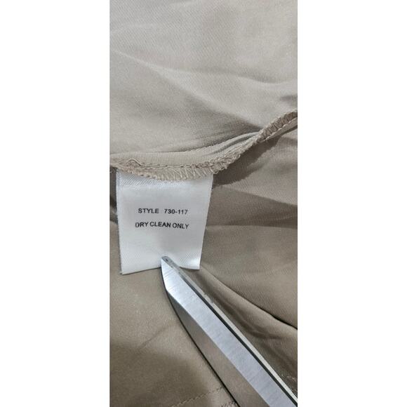 Sandra Ingrish Women's Small Champagne 100% Silk Long Sleeve Button Down Blouse - Picture 4 of 7